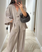 Women's Casual V-Neck Top and Matching Pants Two-Piece Set for Daily, Holiday, and Going Out