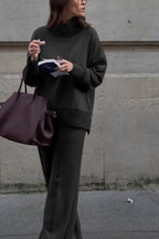 Comfortable Long Sleeve Sweatshirt & Casual Pocket Trousers Two-Piece Set for Women