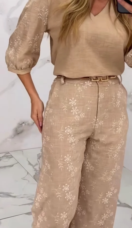 Elegant Embroidery Texture Patchwork Suit with V-Neck and Three-Quarter Sleeves