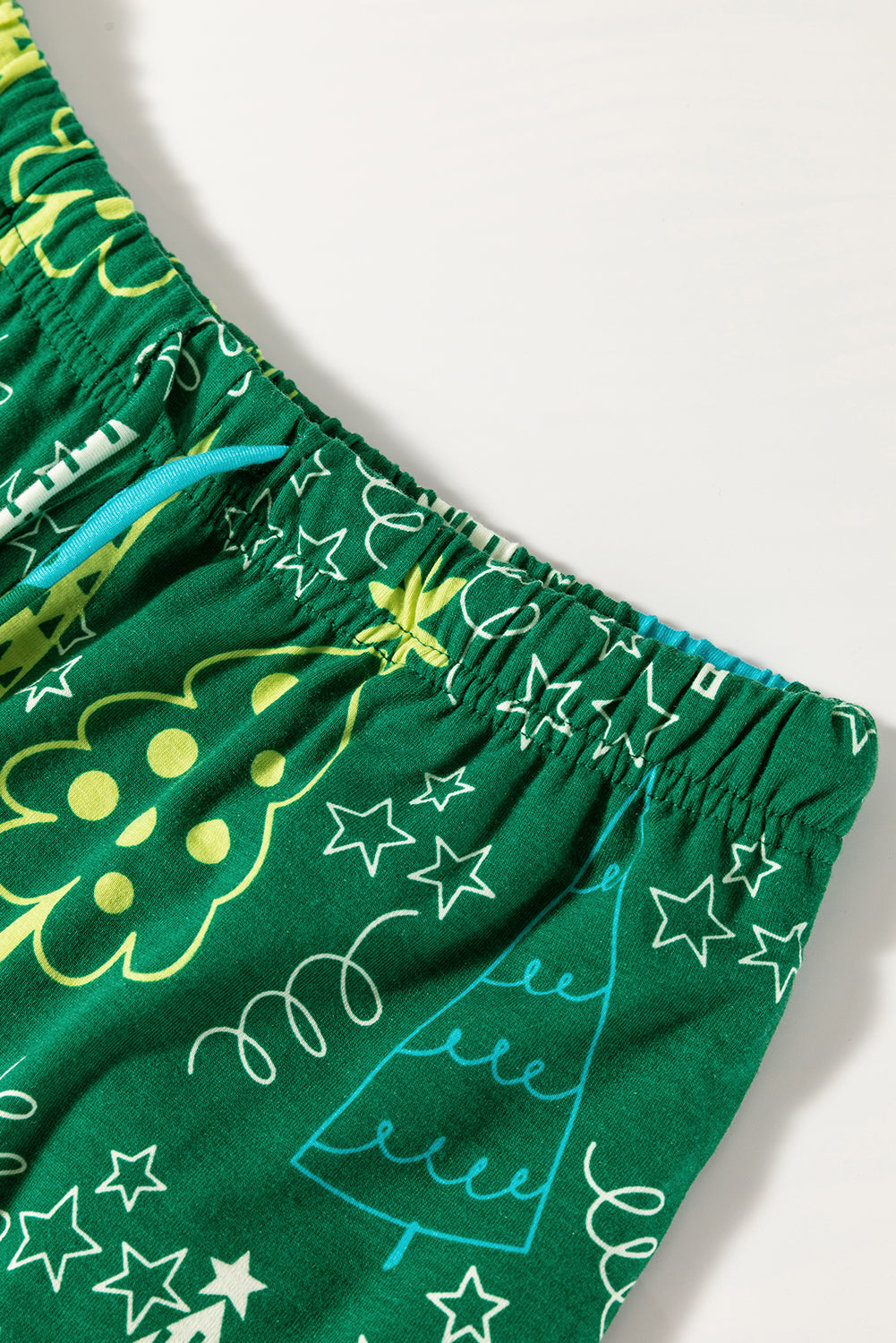 Festive Green Christmas Tree Print V-Neck Tee and Cozy Pants Lounge Set for Holidays