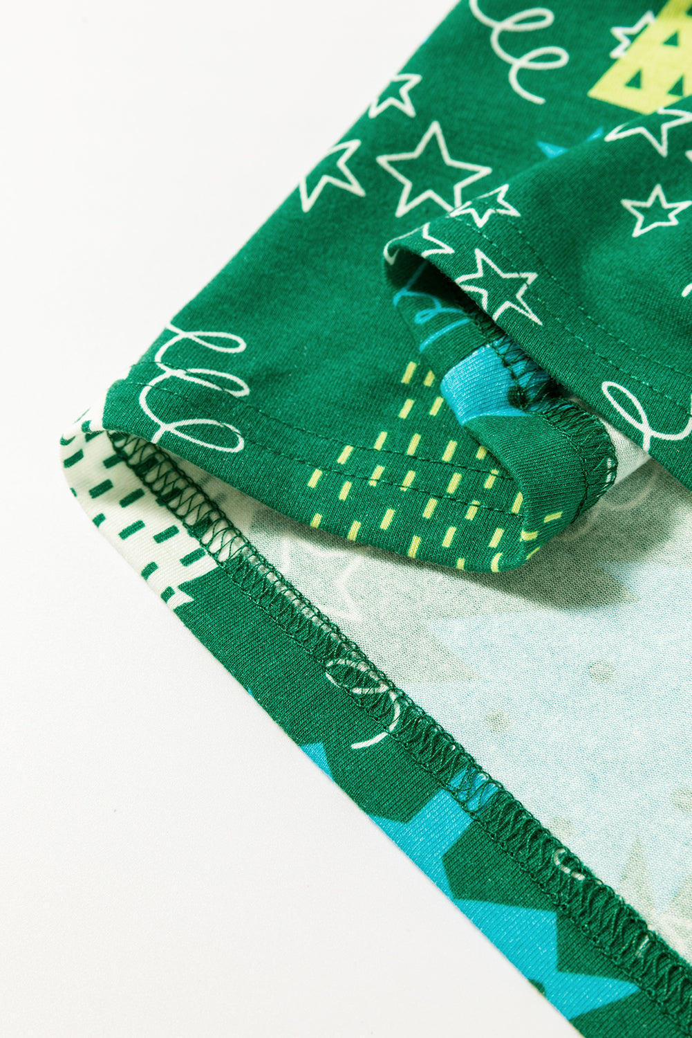 Festive Green Christmas Tree Print V-Neck Tee and Cozy Pants Lounge Set for Holidays