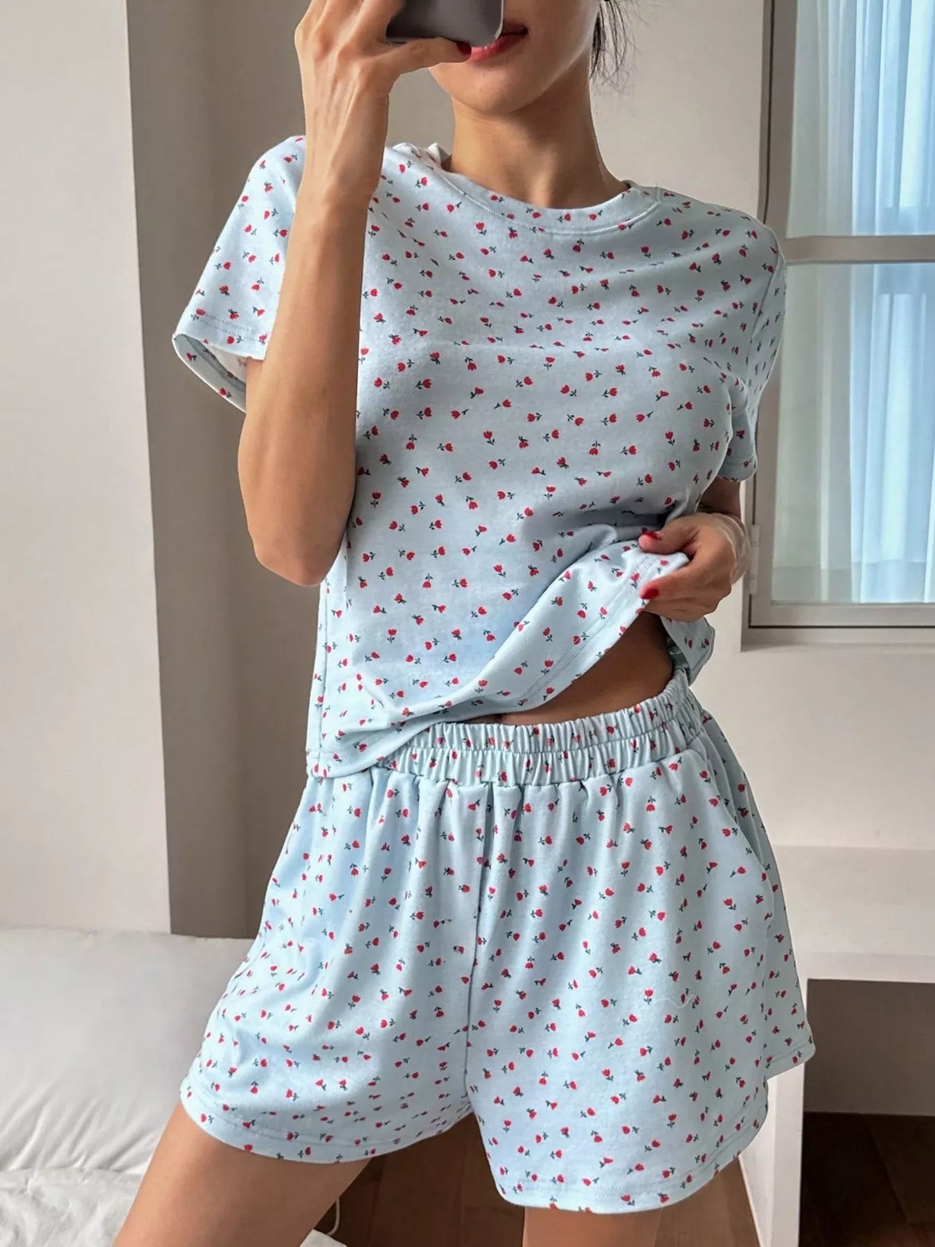 Floral Round Neck Top And Shorts Lounge Set