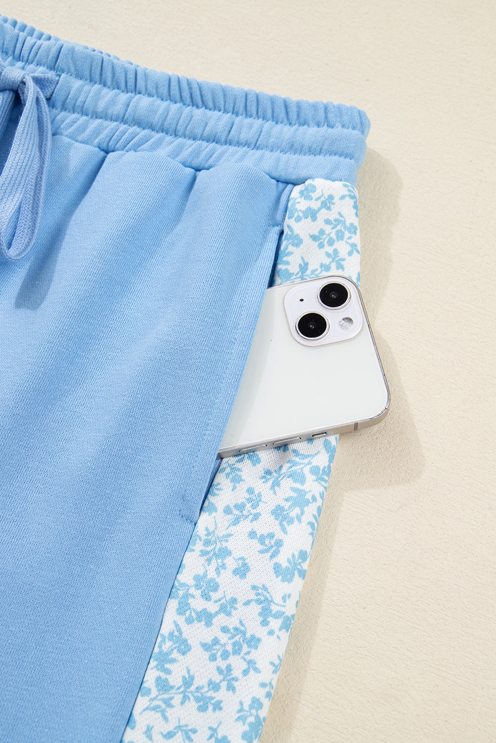 Beau Blue Floral Patchwork Drop Shoulder Pullover & Sweatpants Lounge Set - Cozy & Chic Loungewear