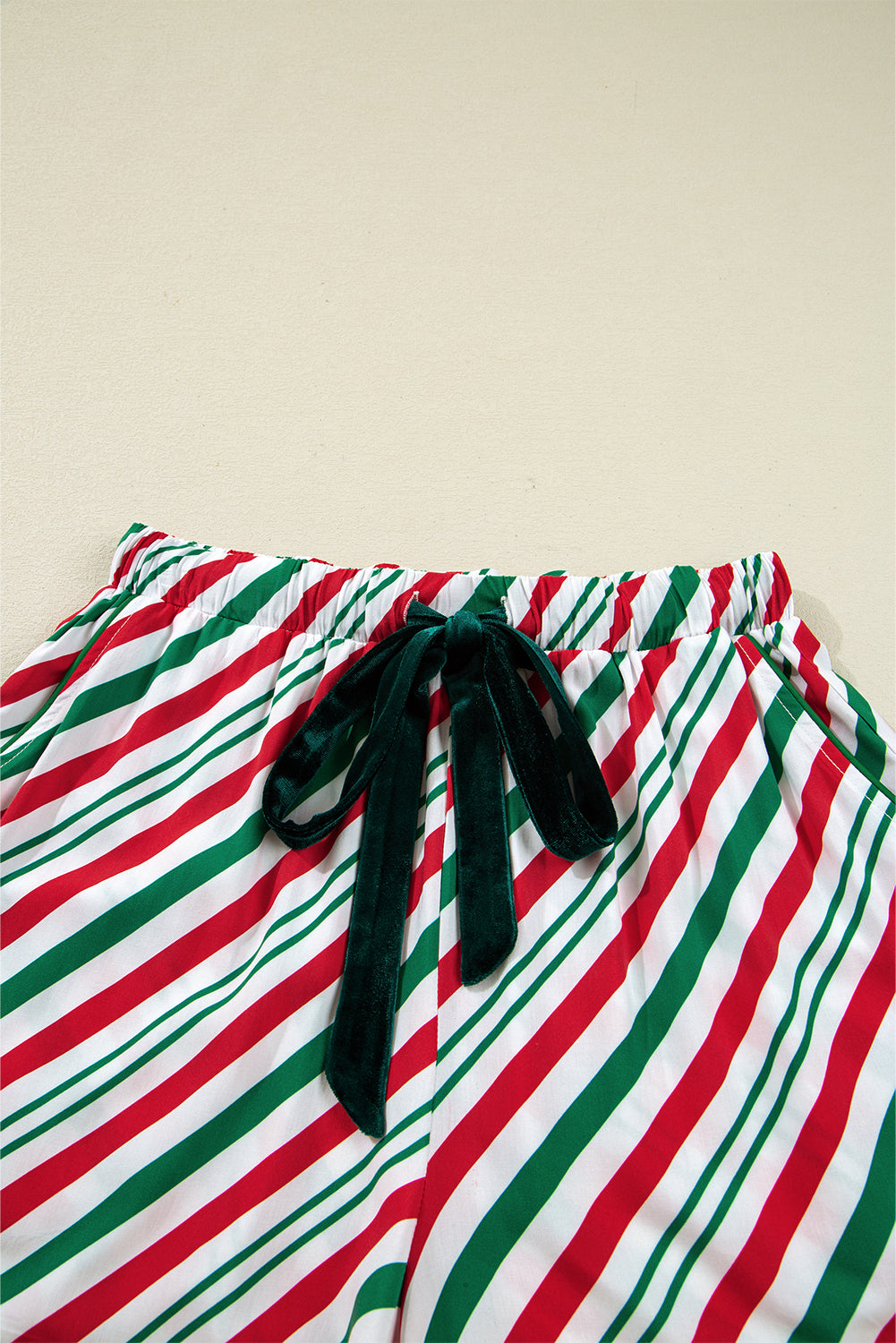 Cozy Green Stripe Contrast Velvet Ribbon Knot Pajama Set - 2-Piece Sleepwear