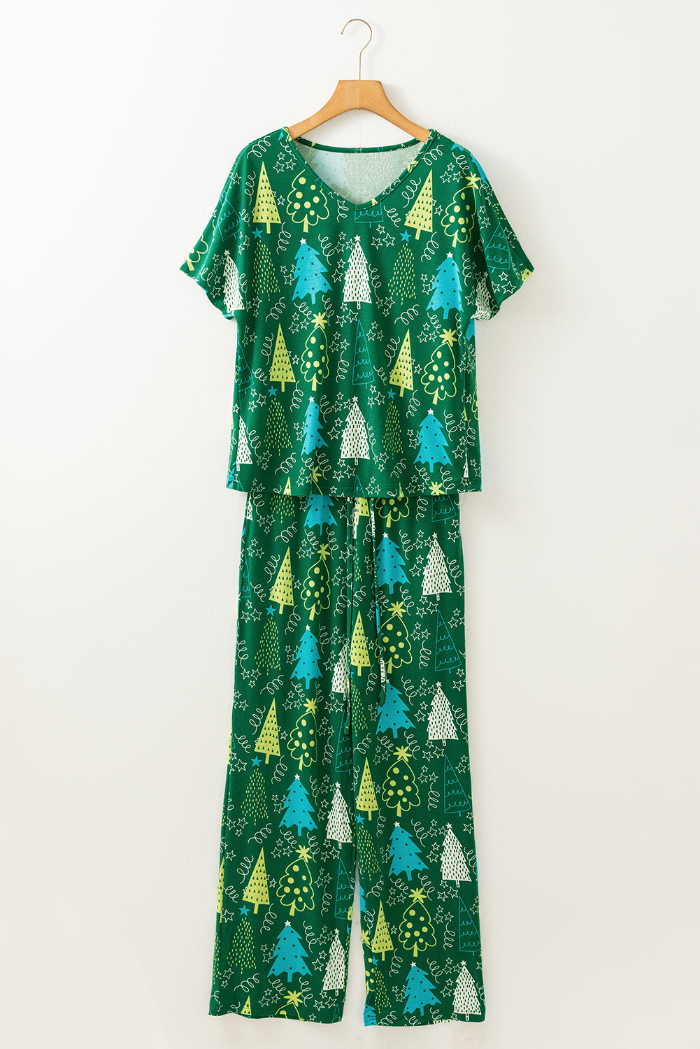 Festive Green Christmas Tree Print V-Neck Tee and Cozy Pants Lounge Set for Holidays