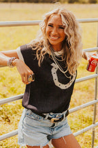 Black Horse Shoe Pattern Contrast Trim Short Sleeve Sweater