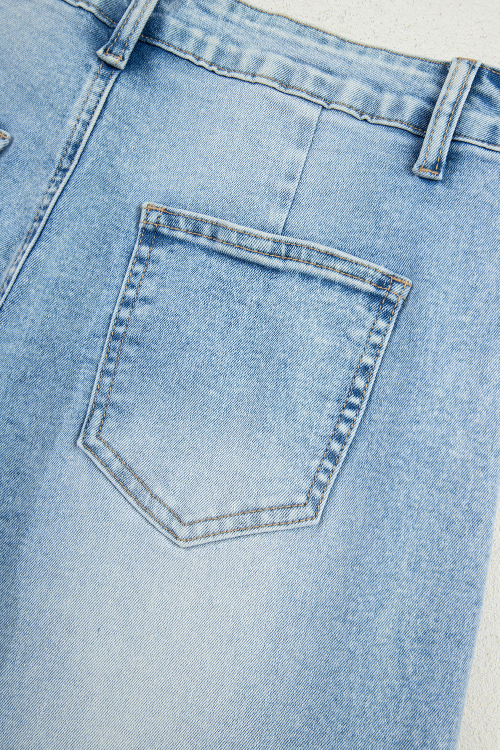 Beau Blue Flower Patched Light Wash Cropped High Waist Jeans