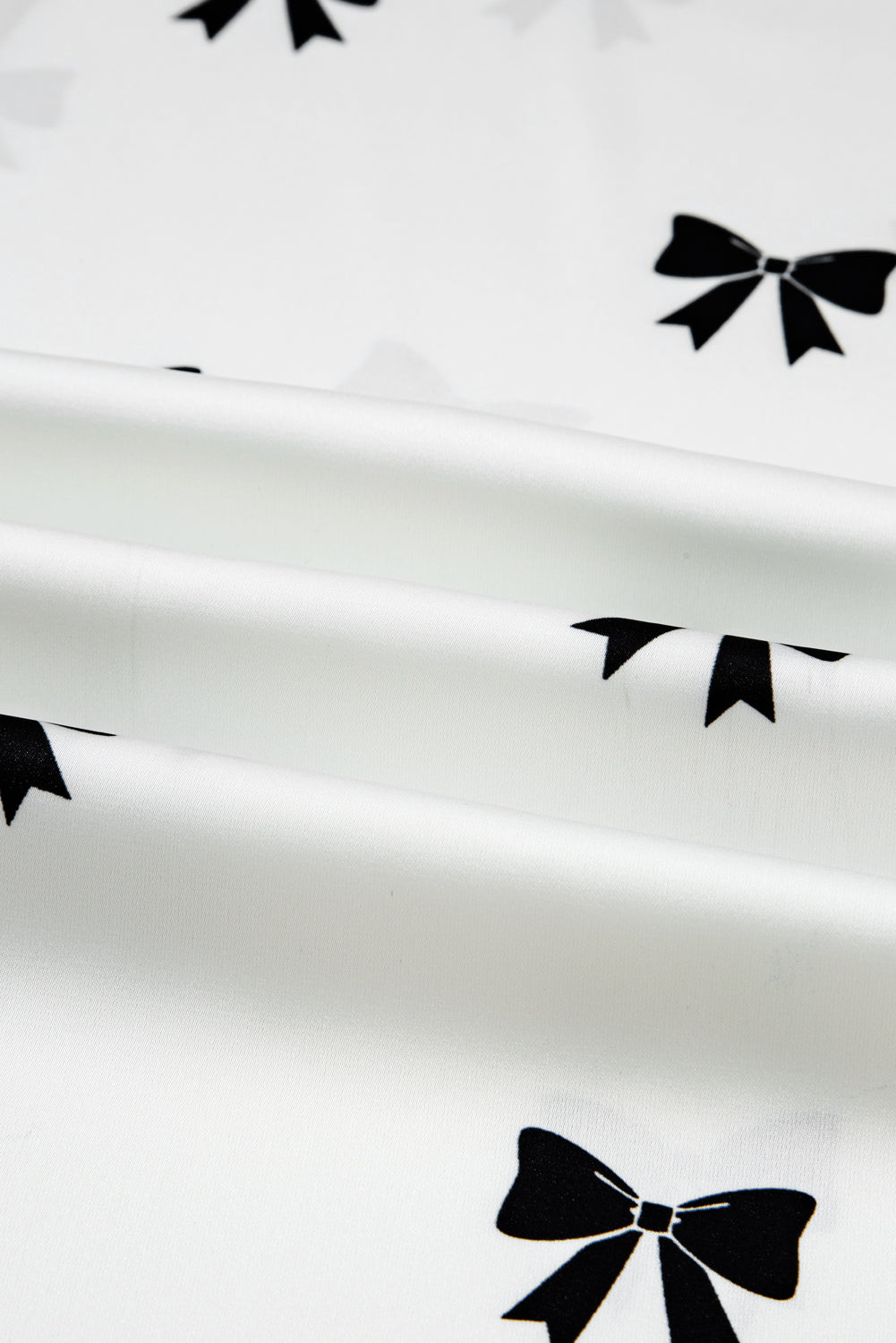 Elegant White Bows Print Two-Piece Sleepwear Set - Long Sleeve Collar Top & High Waist Pants