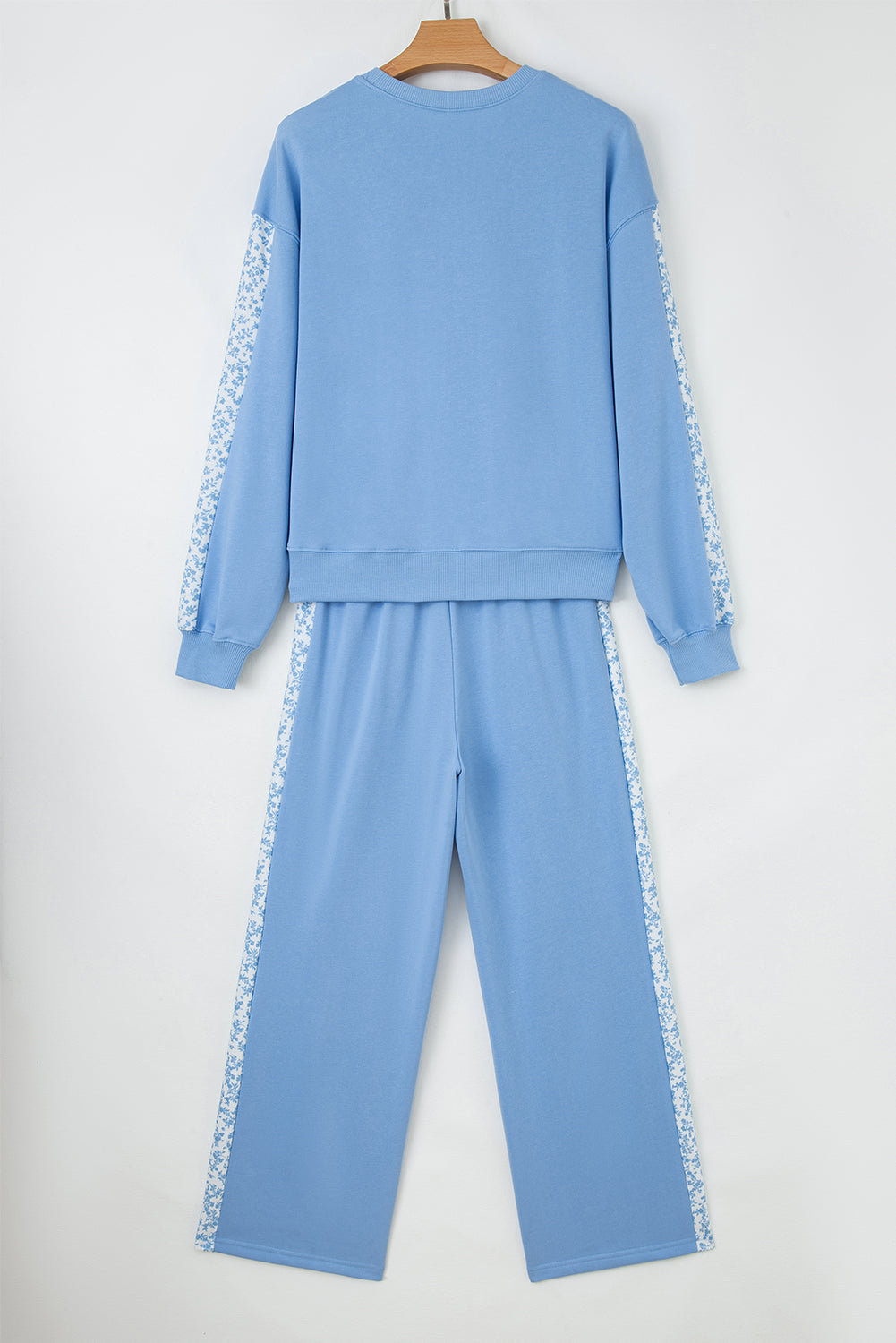 Beau Blue Floral Patchwork Drop Shoulder Pullover & Sweatpants Lounge Set - Cozy & Chic Loungewear