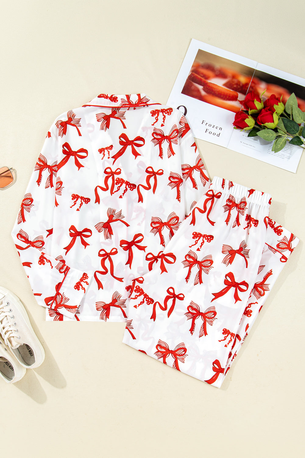 Festive Red Bow Print Long Sleeve 2-Piece Pajama Set for Christmas