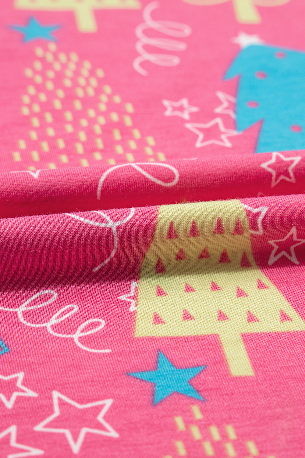 Festive Rose Christmas Tree Print V-Neck Tee and Cozy Pants Lounge Set for Daily Wear