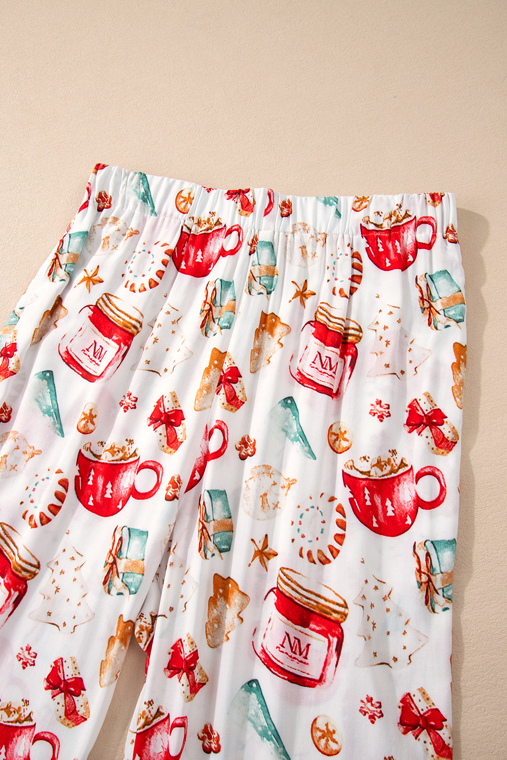 White Christmas Pattern Long Sleeve Shirt and Pants Pajama Set - Cozy & Festive Sleepwear