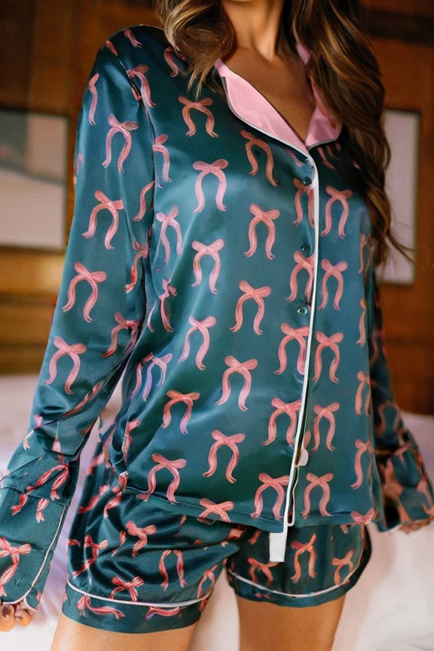 Silky Green Bow Print Long Sleeve Pajama Set with Shorts for Women
