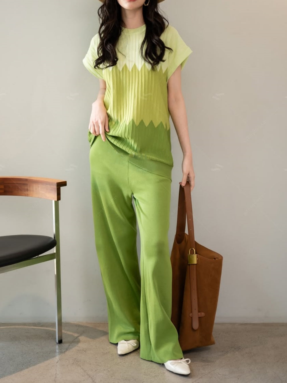 Chic Contrast Color Crew Neck Sweater & Wide Leg Pants Suit - Stylish Two-Piece Set