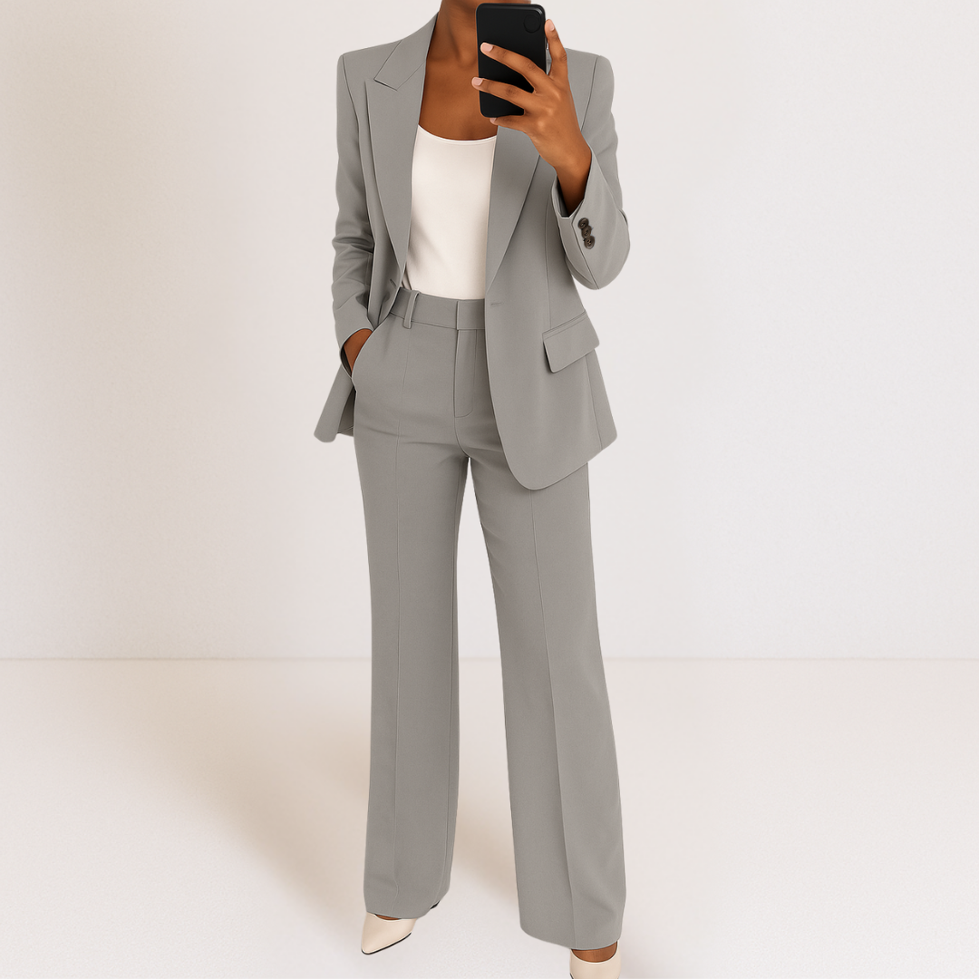 Elegant & Modern Two-Piece Suit: Premium Polyester Stretch Blazer & Trousers for Versatile Occasions