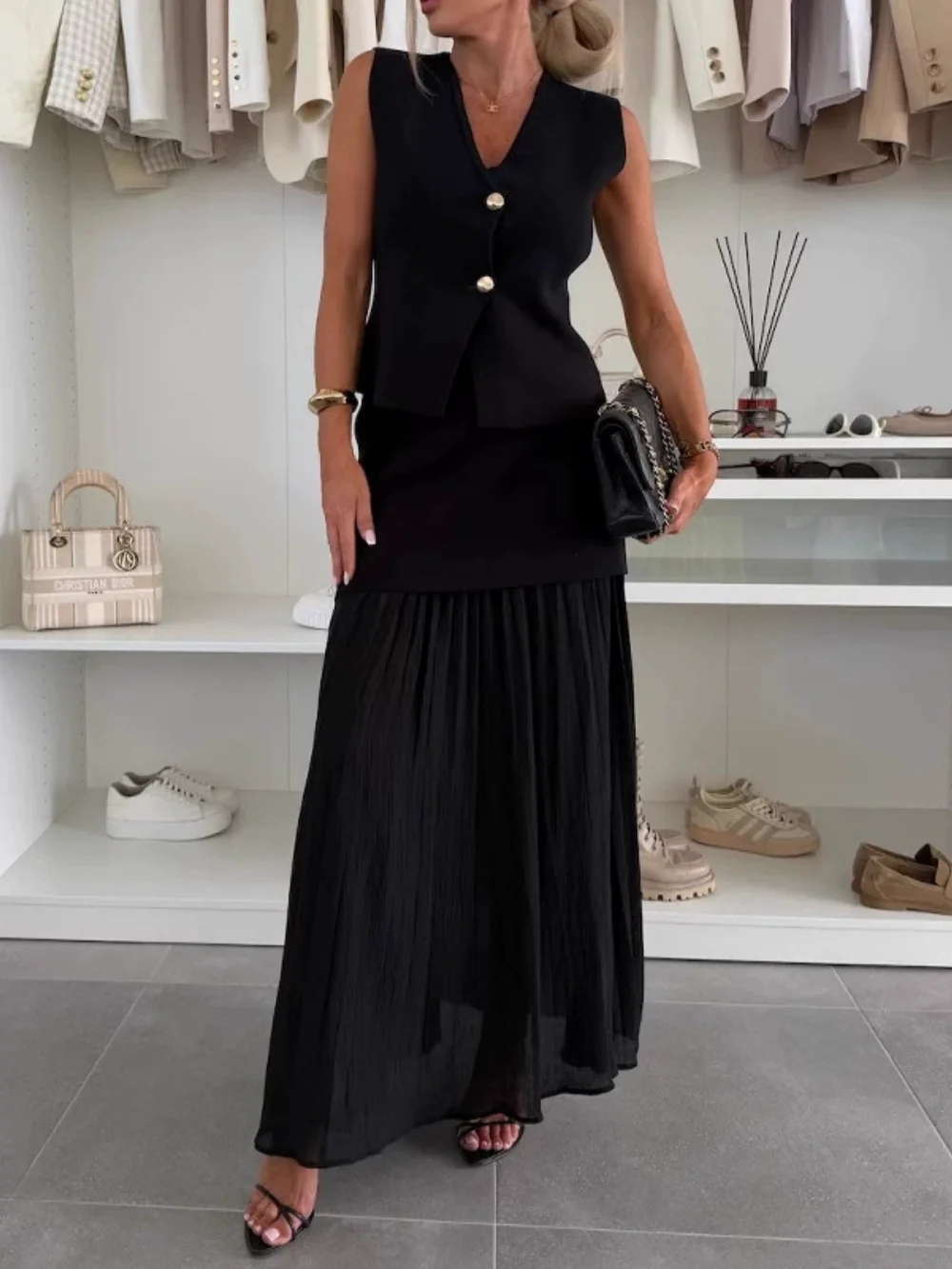 Elegant Women's Knitted Vest with Tulle Patchwork Pleated Skirt - Long Skirt Suit Set