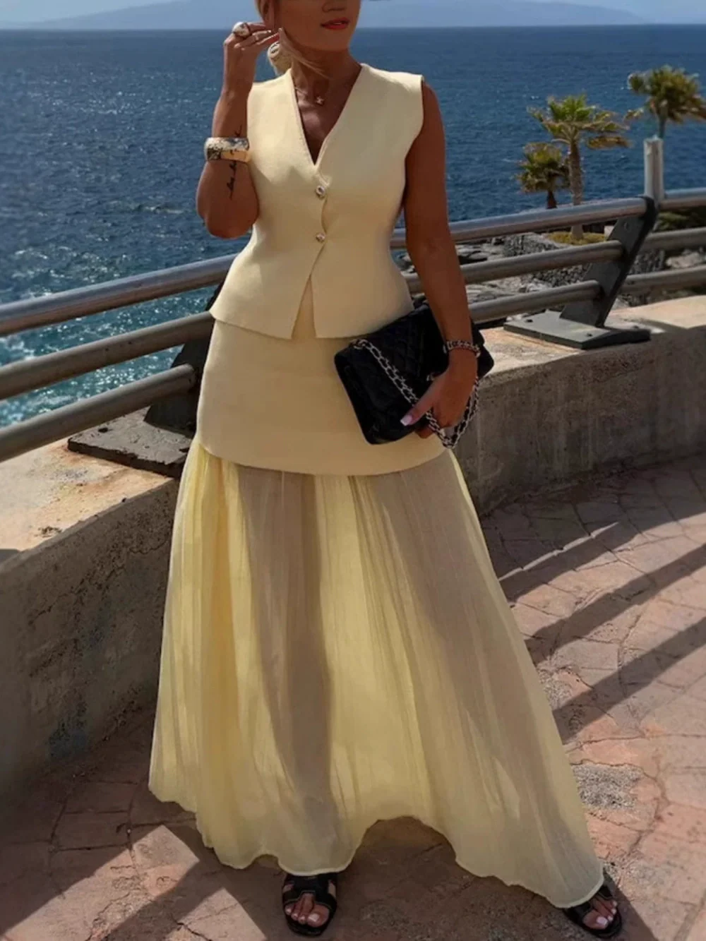 Elegant Women's Knitted Vest with Tulle Patchwork Pleated Skirt - Long Skirt Suit Set