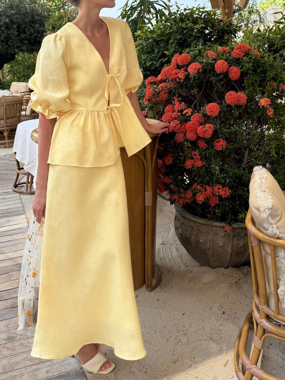 Elegant Yellow Linen Suit: V-Neck Mid-Sleeve Top & High-Waist Skirt