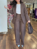 Chic Pink Elegant & Modern Two-Piece Suit for Women - Versatile Office to Weekend Wear