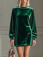 Luxurious Velvet Round Neck Long Sleeve Loose Fit Mini Dress - Perfect for Vacation Wear
