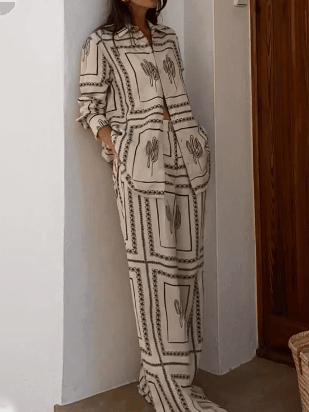 Modern Geometric Line Abstract Art Two-Piece Set for Women - Stylish Linen Blend Casual Outfit