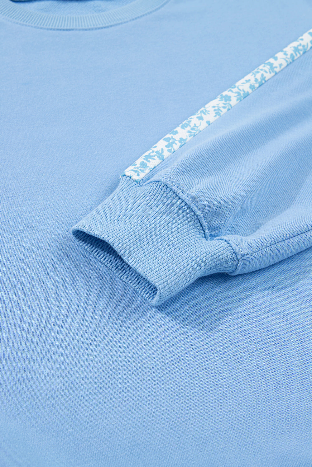 Beau Blue Floral Patchwork Drop Shoulder Pullover & Sweatpants Lounge Set - Cozy & Chic Loungewear