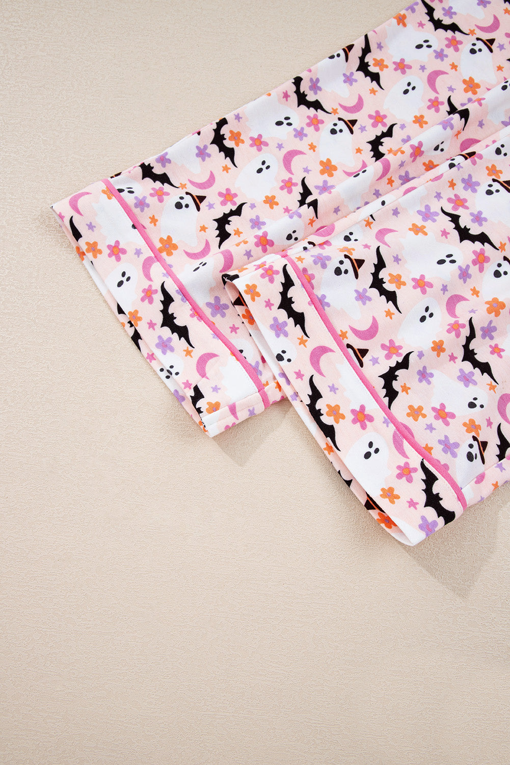 Pink Halloween Eve Haunted Honey Bat Print Pajama Set