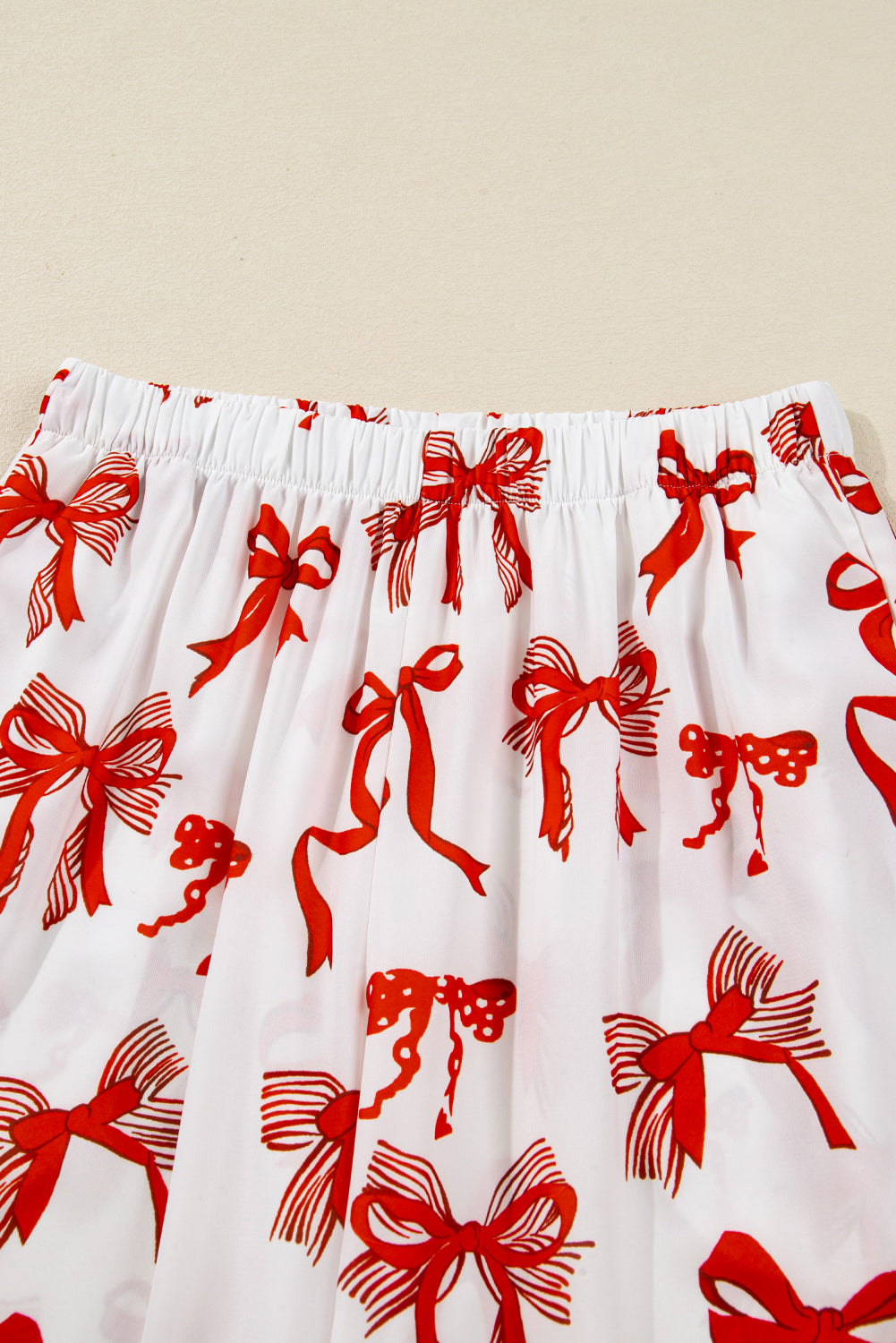 Festive Red Bow Print Long Sleeve 2-Piece Pajama Set for Christmas