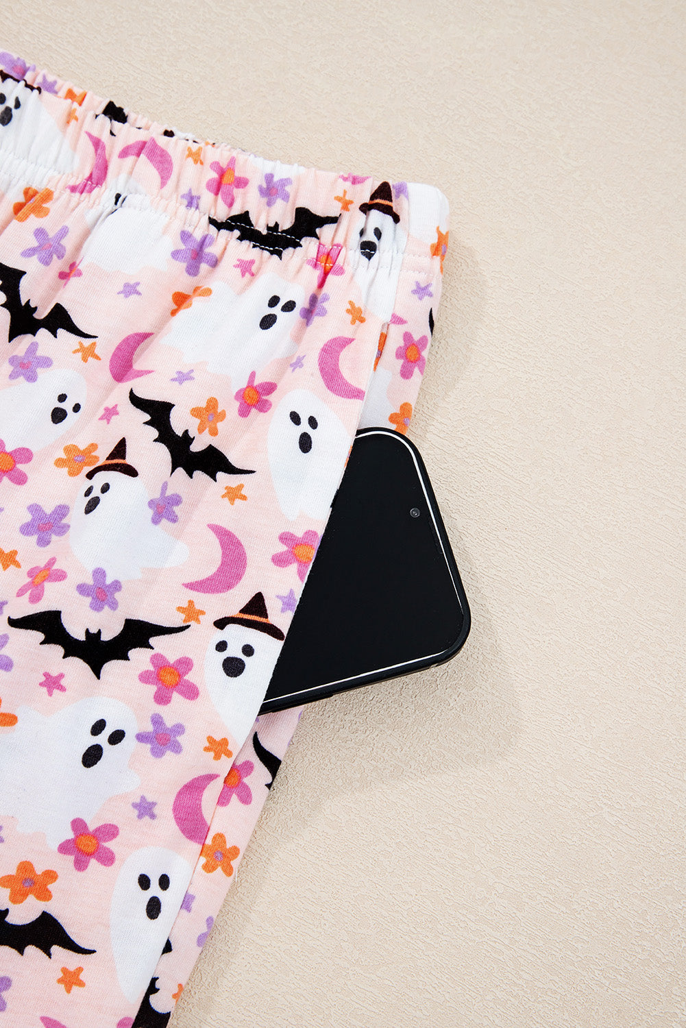 Pink Halloween Eve Haunted Honey Bat Print Pajama Set