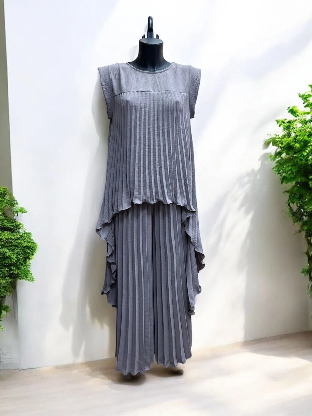 Women's Crew Neck Top and Pleated Straight Pants Two-Piece Suit - Elegant & Comfortable Polyester Blend