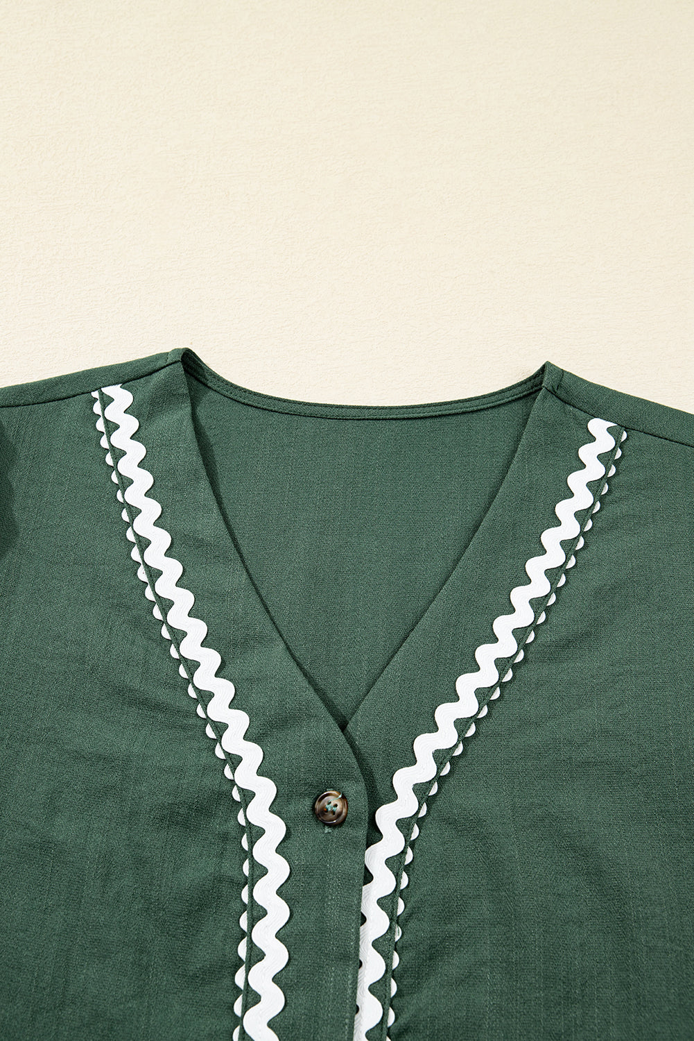 Canton Contrast Ricrac Trim Button V Neck Knotted Bracelet Sleeve Shift Dress