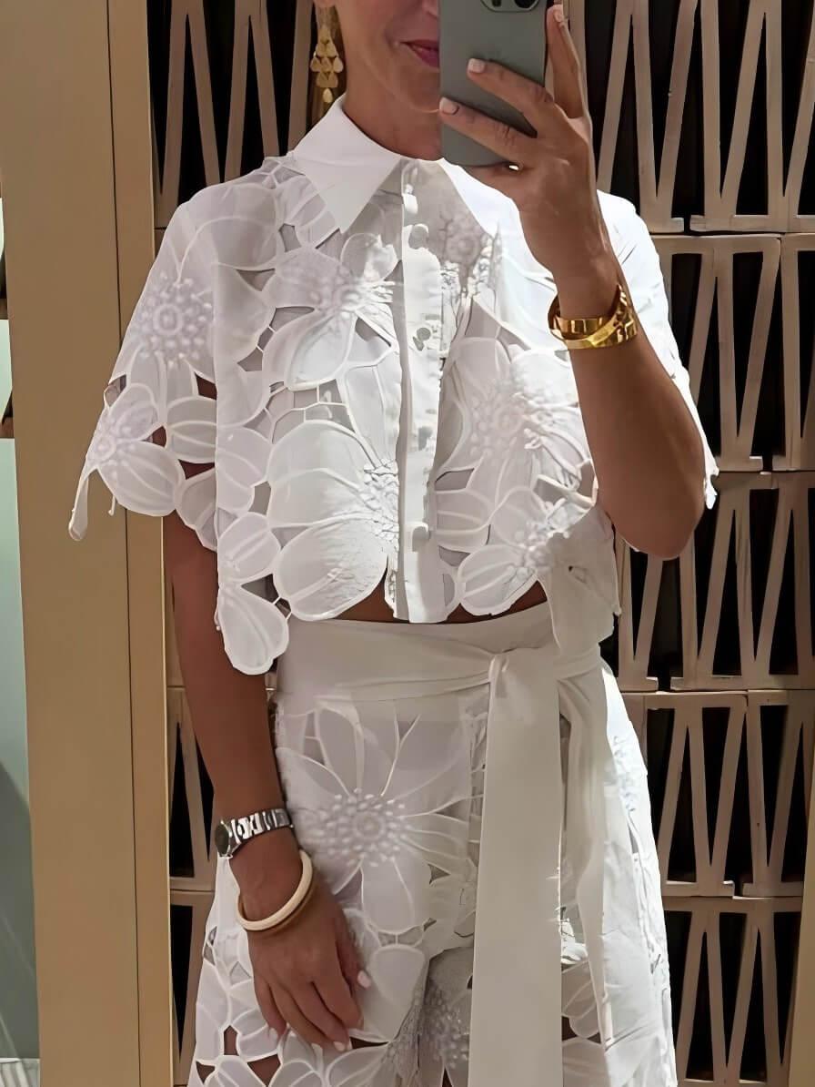 Exquisite Floral Embroidery Sexy Hollow Lace Cutout Lingerie Set for Women